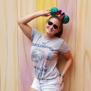 Meet your Posher, Loren